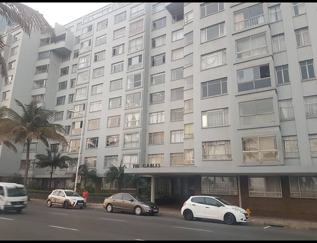 1.5 BEDROOM APARTMENT RENTED IN DURBAN CENTRAL